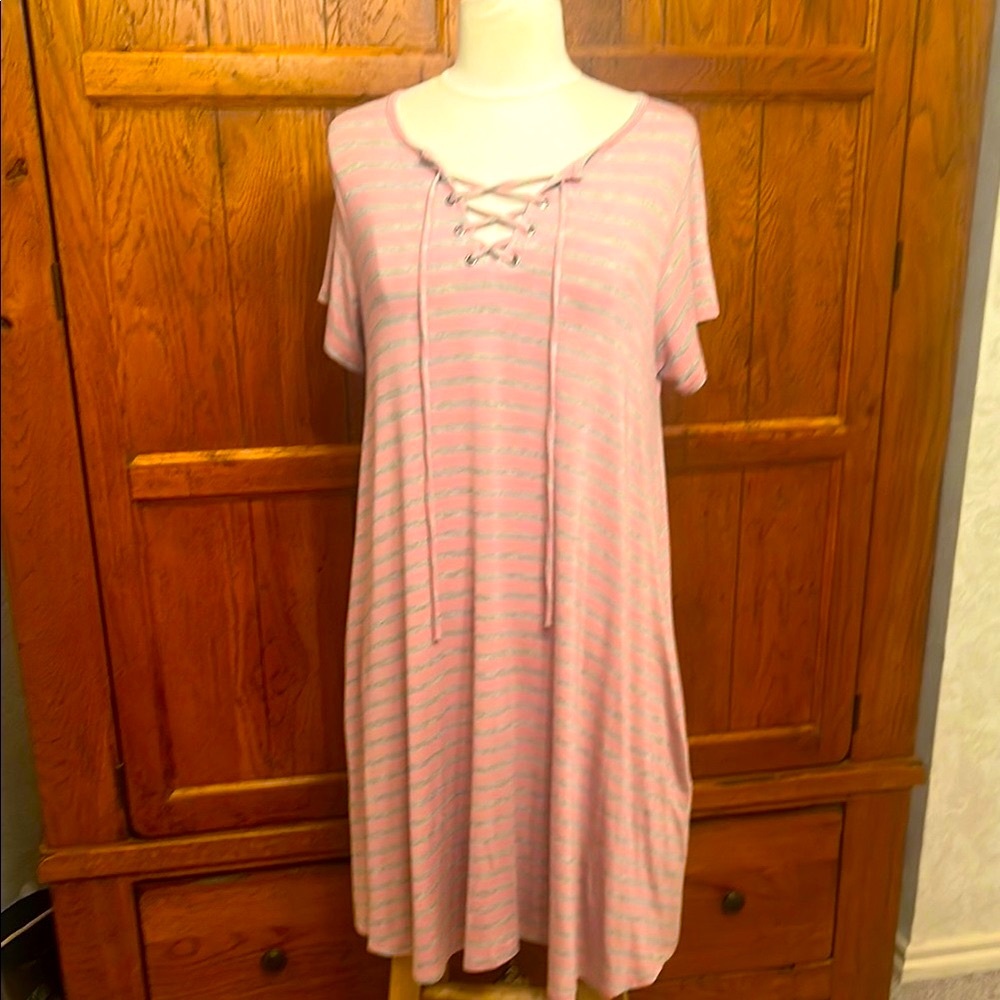 143 STORY🌟NWT💗Pink & Gray Striped Lace-Up Dress with Pockets!